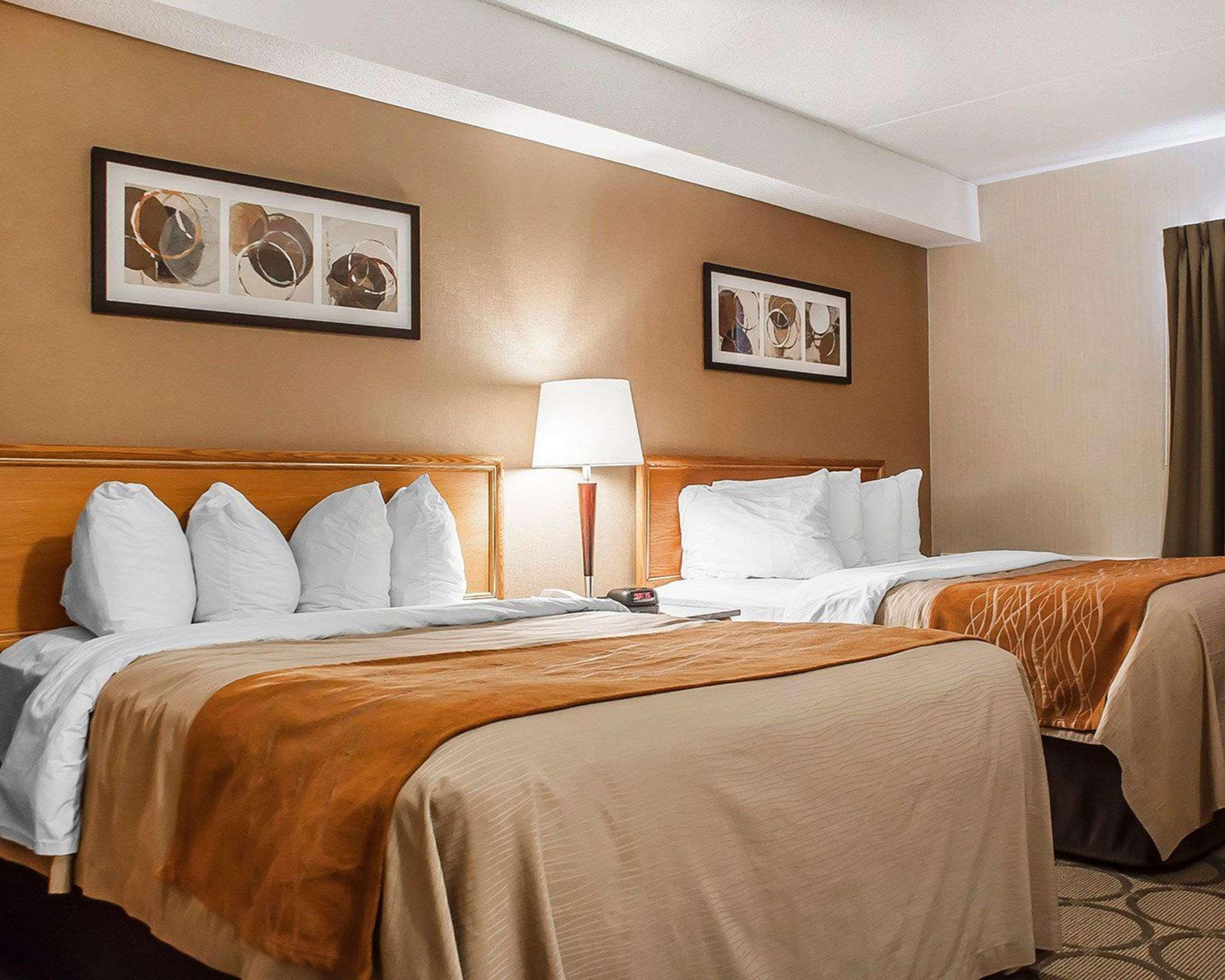 Comfort Inn Ориллия Экстерьер фото