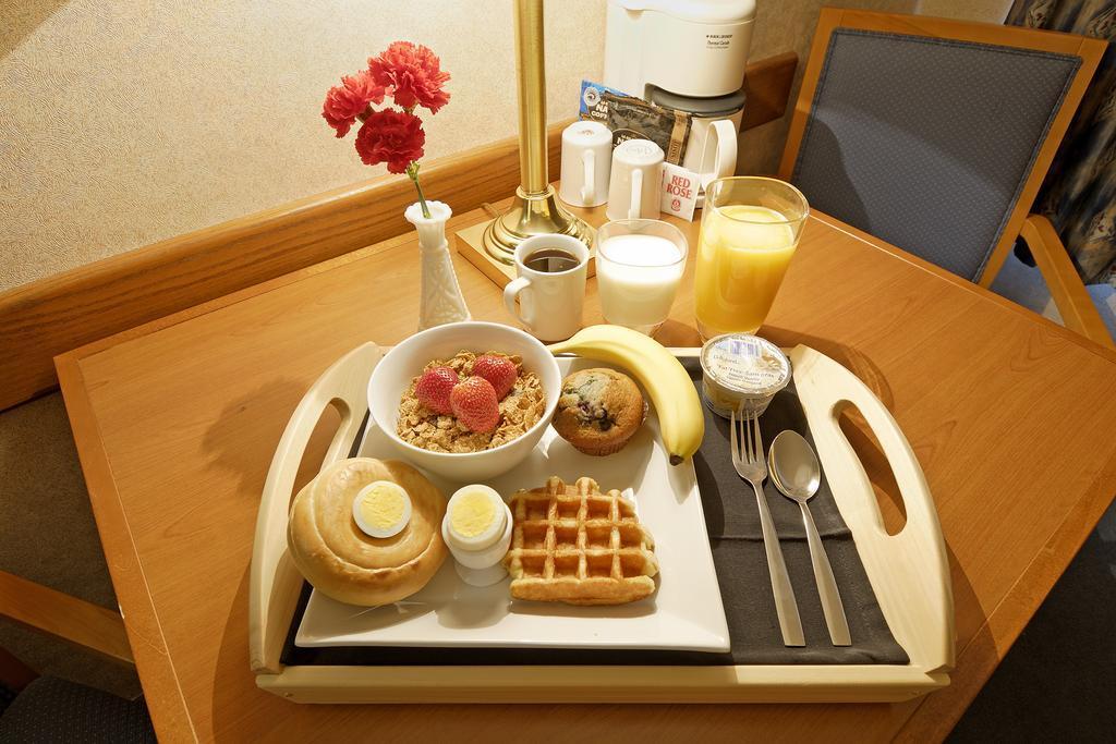 Comfort Inn Ориллия Экстерьер фото