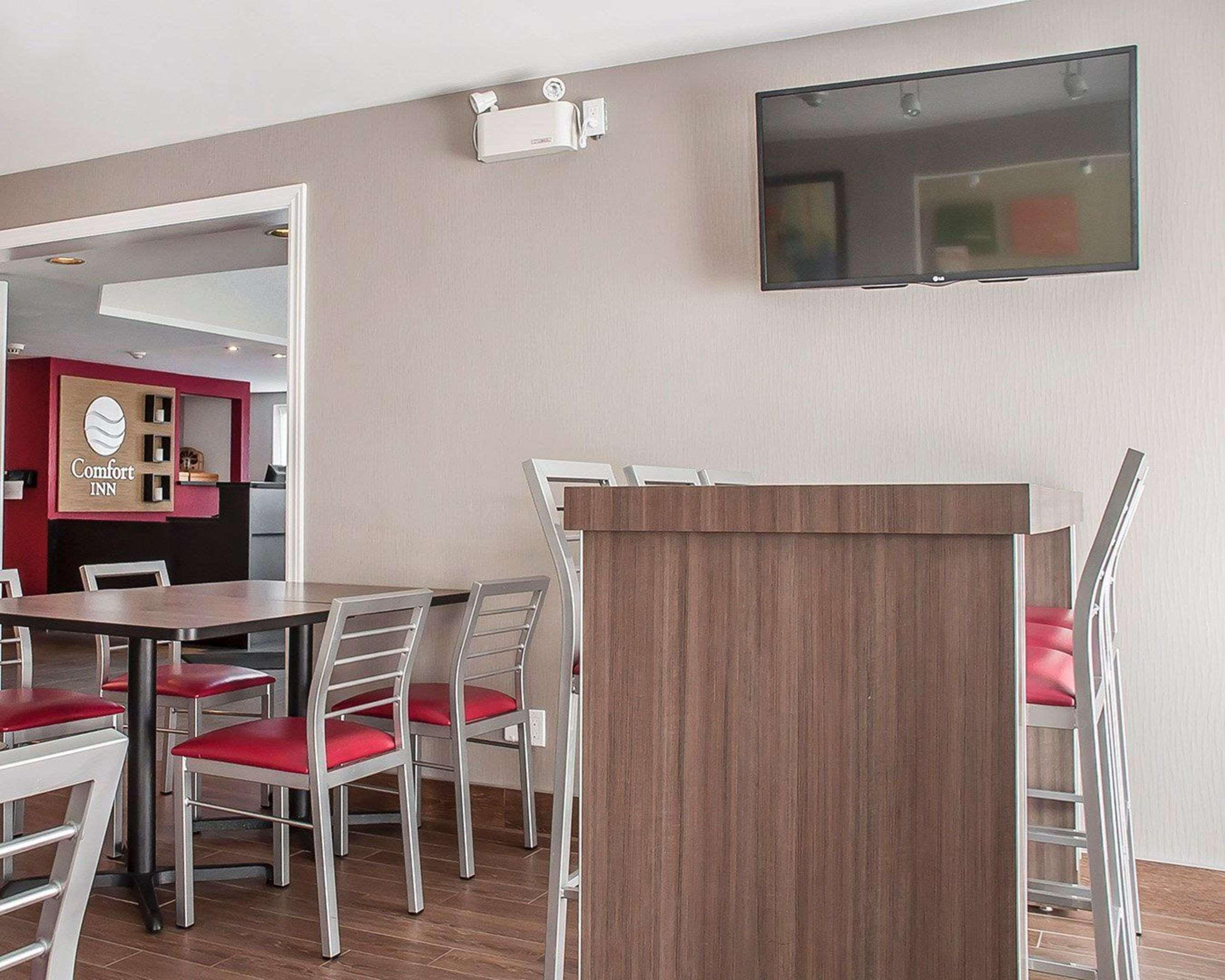 Comfort Inn Ориллия Экстерьер фото