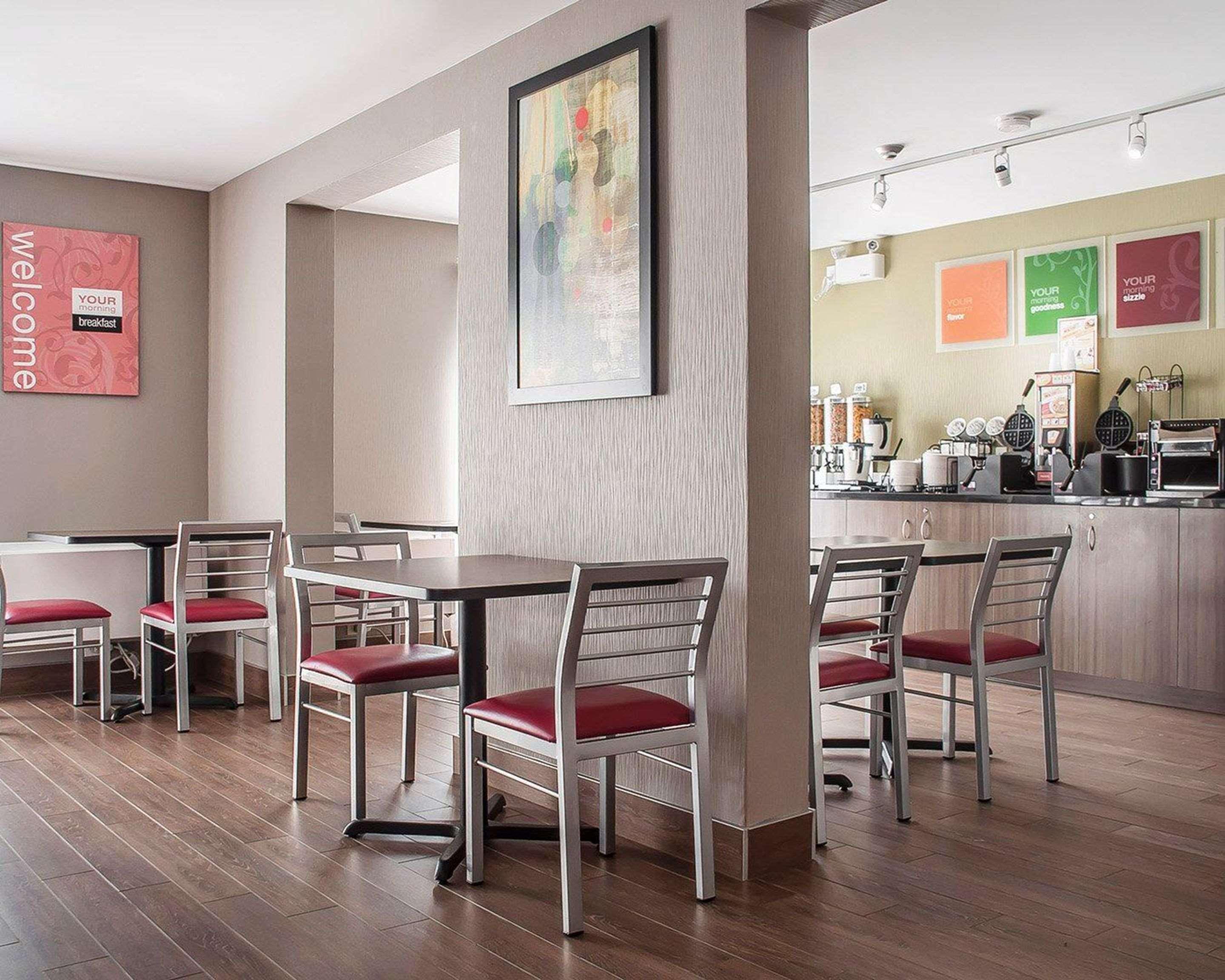 Comfort Inn Ориллия Экстерьер фото