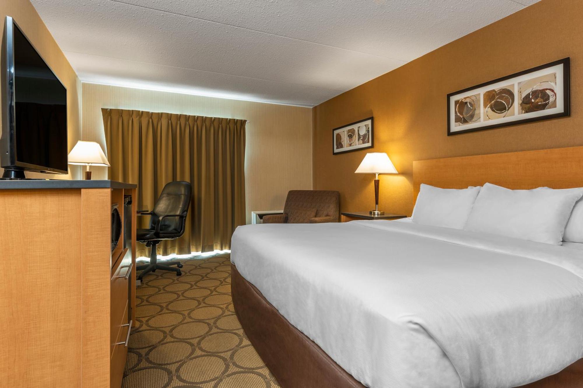 Comfort Inn Ориллия Экстерьер фото